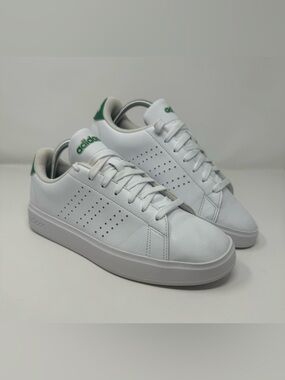 Adidas Advantage 2.0 Women’s 8.5 White Sneakers with Green Logo Accents Athletic